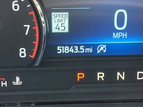 Used 2020 Ford Explorer XLT w/ Equipment Group 202A image 21