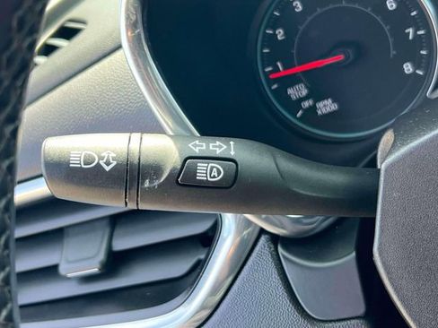 Used 2023 Chevrolet Equinox LT image 26