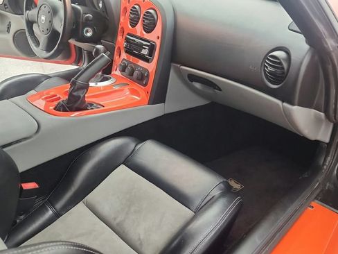 Used 2008 Dodge Viper SRT-10 RWD image 22