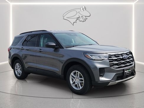 New 2026 Ford Explorer Active image 4