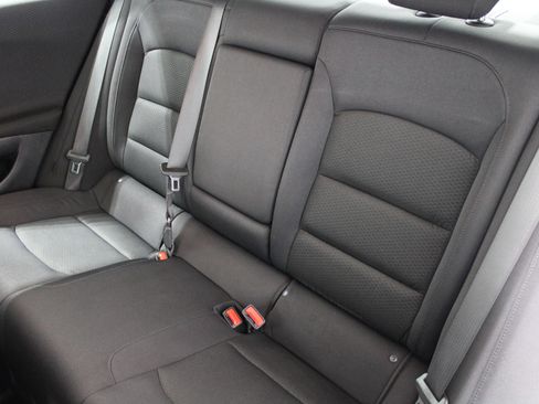 Used 2024 Chevrolet Malibu LT FWD image 16