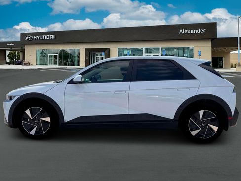 New 2026 Hyundai Ioniq 5 SEL RWD image 3