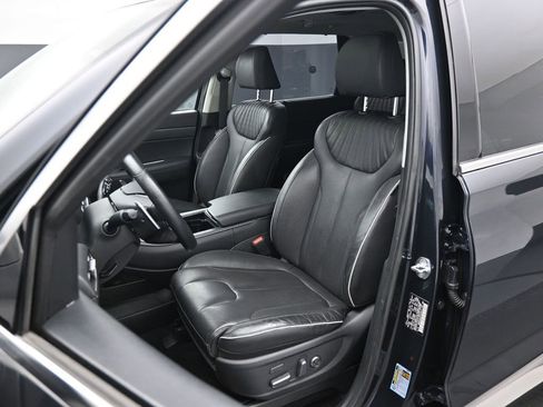 Used 2023 Hyundai Palisade Limited w/ Cargo Package image 9