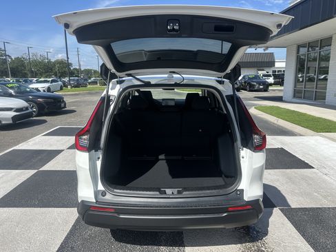 Used 2026 Honda CR-V EX image 5