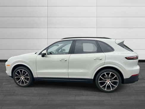 Used 2020 Porsche Cayenne AWD/4WD image 2