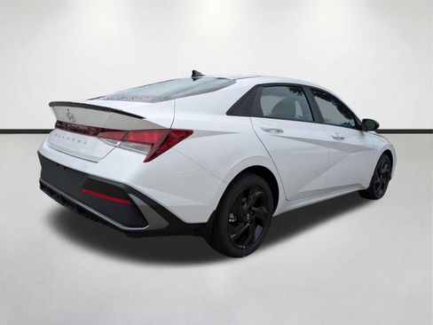 New 2026 Hyundai Elantra Sport FWD image 4
