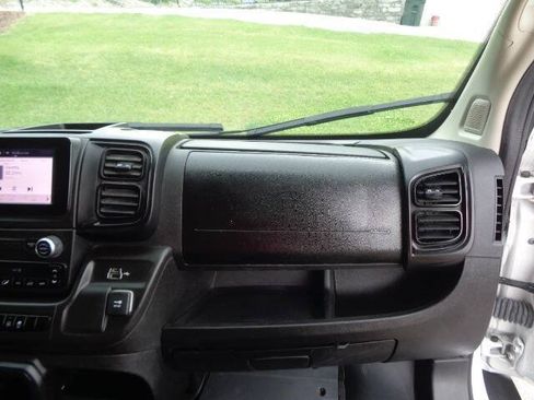 Used 2023 RAM ProMaster 2500 FWD image 18