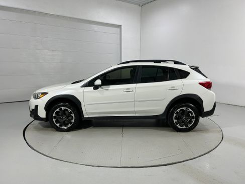 Used 2021 Subaru Crosstrek 2.0i Premium w/ Moonroof Package AWD/4WD image 21