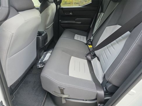 Certified 2025 Toyota Tacoma 2WD Double Cab image 21