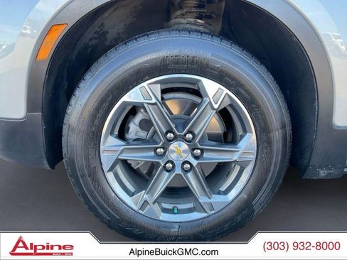 Used 2023 Chevrolet Blazer LT AWD/4WD image 12