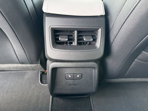 New 2026 Chevrolet Equinox EV LT image 13