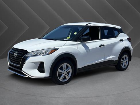 Used 2023 Nissan Kicks S FWD image 34