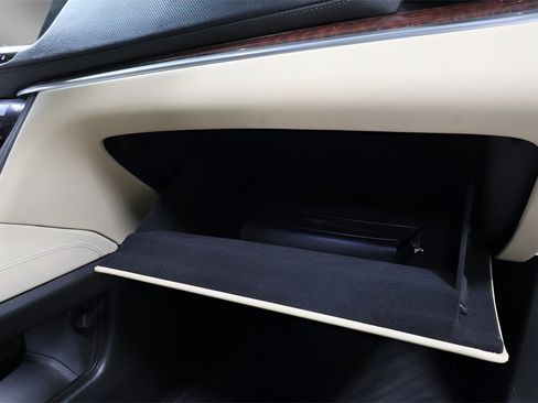 Used 2018 Cadillac XT5 Luxury image 34