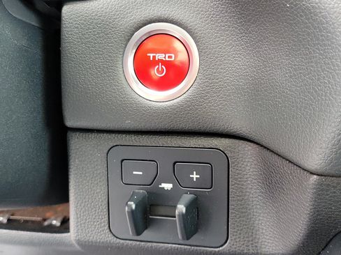 Used 2023 Toyota Sequoia TRD Pro AWD/4WD image 28