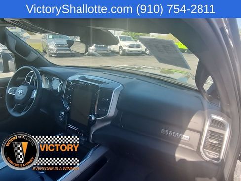 Used 2025 RAM 1500 Big Horn AWD/4WD image 34