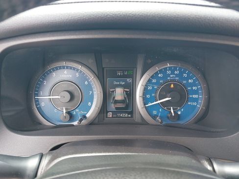 Used 2018 Toyota Sienna XLE Premium FWD image 21