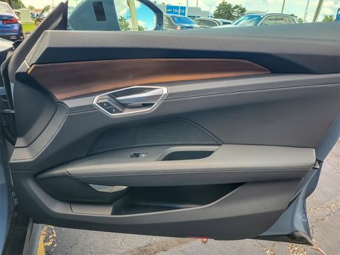 Used 2023 Audi e-tron GT Premium Plus image 23