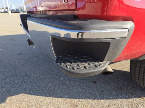 Used 2018 Chevrolet Silverado 1500 LT w/ All Star Edition image 11