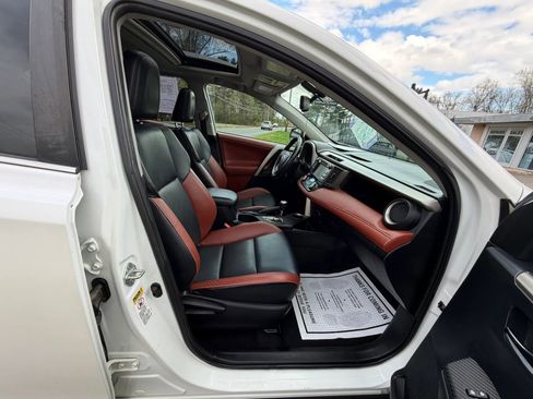 Used 2013 Toyota RAV4 Limited image 13