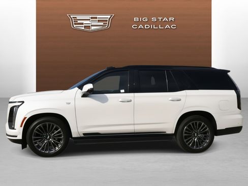 Used 2025 Cadillac Escalade Sport Platinum image 2