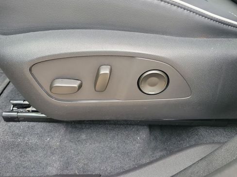 Used 2026 Buick Enclave Preferred w/ Power Package AWD/4WD image 68