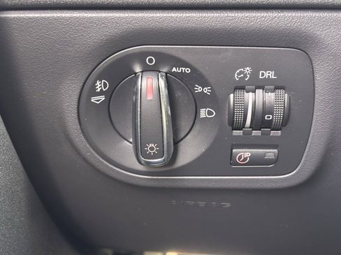 Used 2009 Audi TT 2.0T Premium Plus image 14