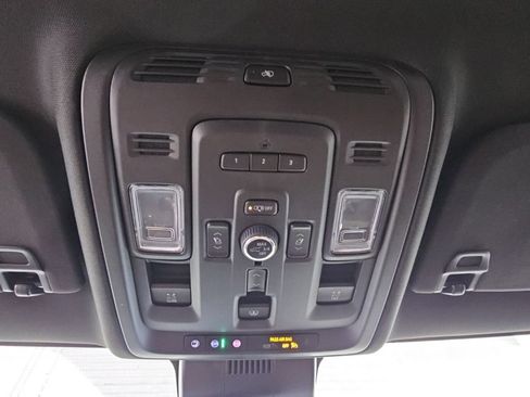 Used 2023 GMC Yukon XL Denali Ultimate AWD/4WD image 23