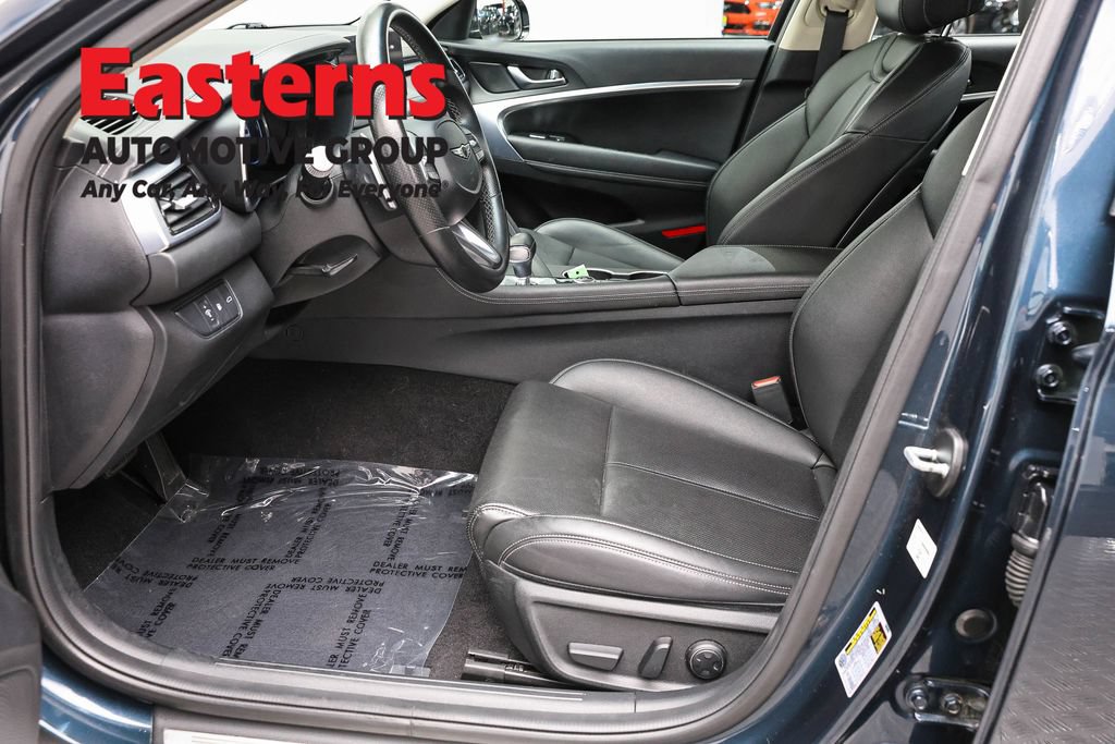 Used 2025 Genesis G70 2.5T RWD image 15
