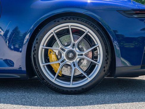Certified 2026 Porsche 911 GT3 RWD image 12