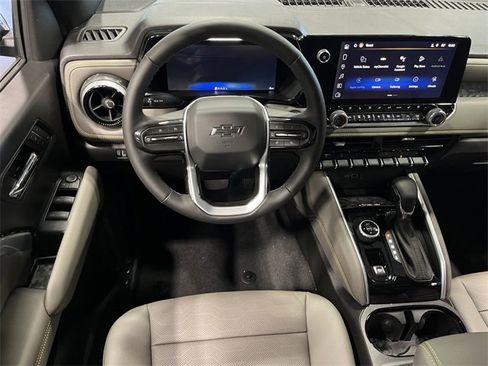 New 2026 Chevrolet Colorado ZR2 image 18