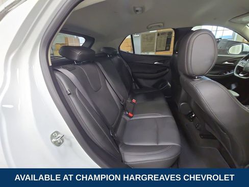 Used 2024 Buick Encore GX Sport Touring FWD image 35