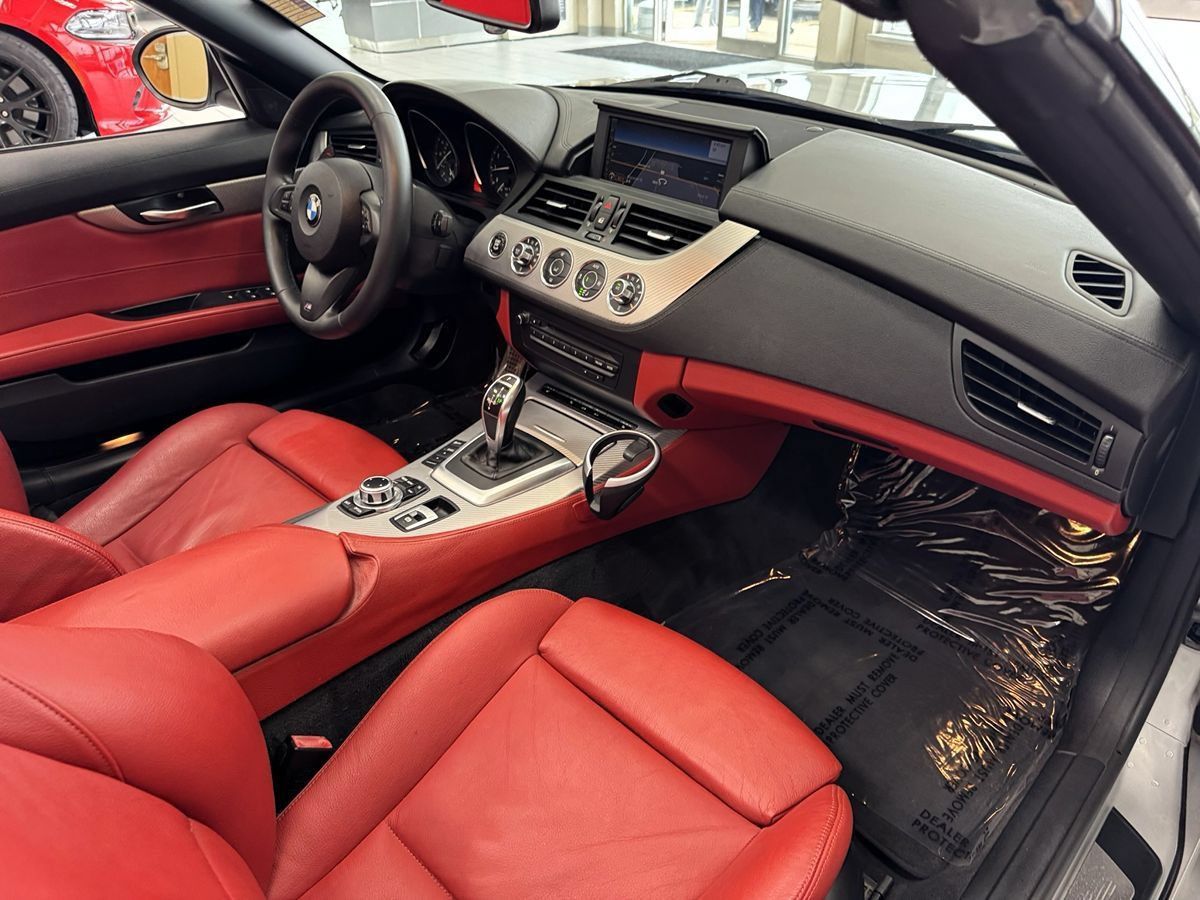 Used 2013 BMW Z4 sDrive35i RWD image 21