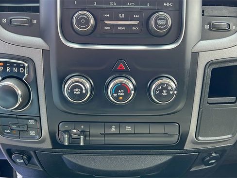 Used 2018 RAM 1500 Tradesman image 22