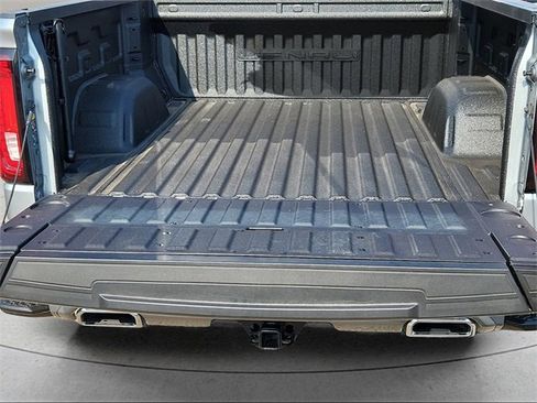 New 2024 GMC Sierra 1500 Denali Ultimate image 18