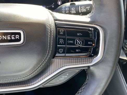 Used 2023 Jeep Grand Wagoneer Series II w/ Quick Order Packagew 28T image 21