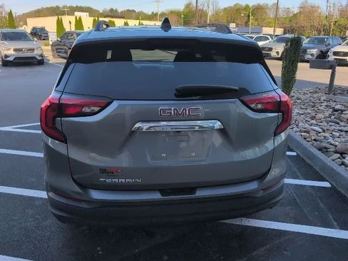 Used 2020 GMC Terrain SLE w/ Driver Convenience Package image 15