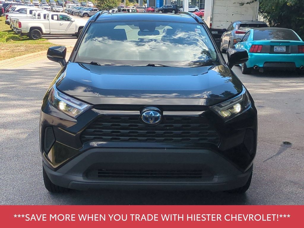 Used 2024 Toyota RAV4 XLE w/ Convenience Package AWD/4WD image 9