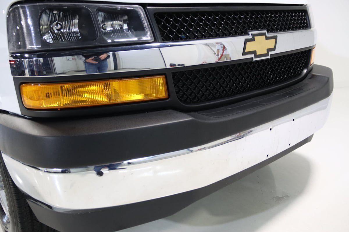 Used 2025 Chevrolet Express 3500 LT w/ LT Preferred Equipment Group RWD image 24
