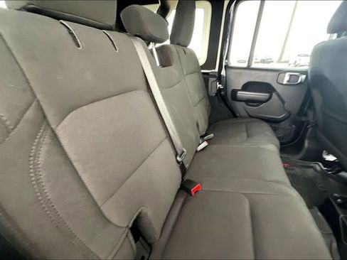 Used 2023 Jeep Wrangler Sport image 27