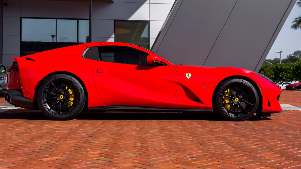 Used 2023 Ferrari 812 GTS RWD image 39