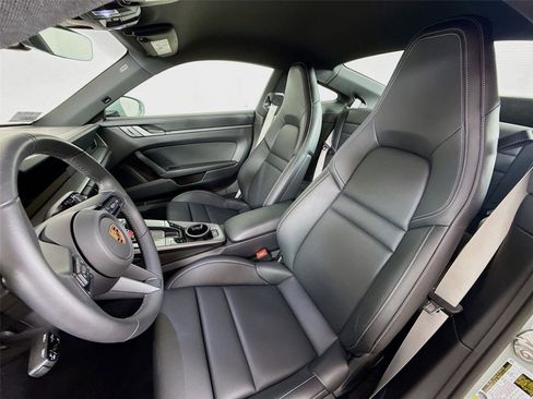 Used 2025 Porsche 911 Carrera image 20