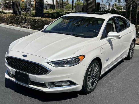 Used 2017 Ford Fusion Energi Platinum FWD image 63