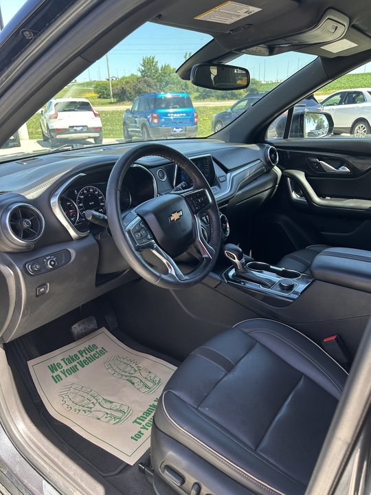 Used 2022 Chevrolet Blazer Premier FWD image 9