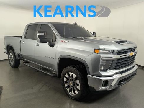 Used 2024 Chevrolet Silverado 2500 LT image 1