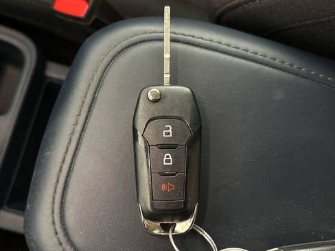 Used 2025 Ford Maverick XL FWD image 26