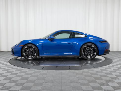Used 2026 Porsche 911 Carrera T RWD image 2