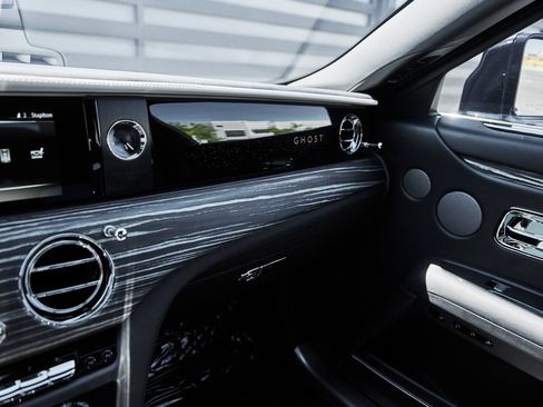 Used 2023 Rolls-Royce Ghost AWD/4WD image 73