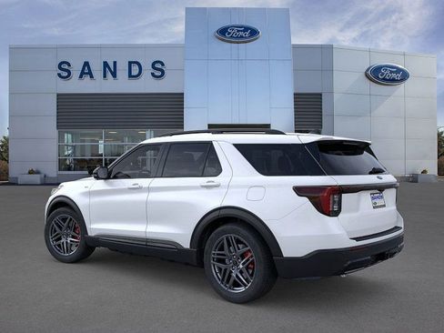 New 2026 Ford Explorer ST-Line w/ ST-Line Street Pack image 4