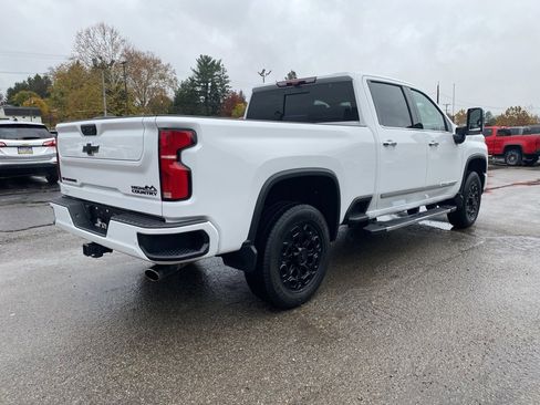 Certified 2024 Chevrolet Silverado 2500 High Country w/ High Country Premium Package image 3
