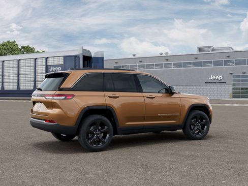 New 2026 Jeep Grand Cherokee Limited AWD/4WD image 2